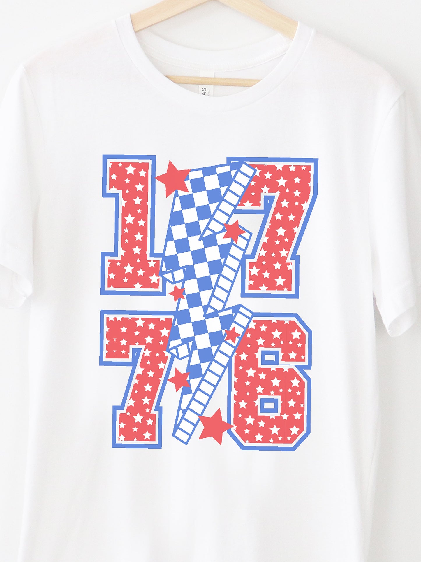 Trendy 1776 White Graphic Tee